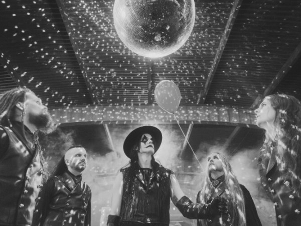 “Heavy Metal is music you feel in your body” – Interview with Johannes Eckerström from&nbsp;Avatar