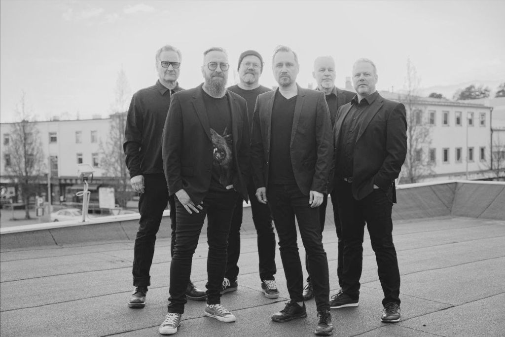 A Clear, Quiet Manifest of Hope – Suurimaa Release New Single “This Is Where the Night Ends”