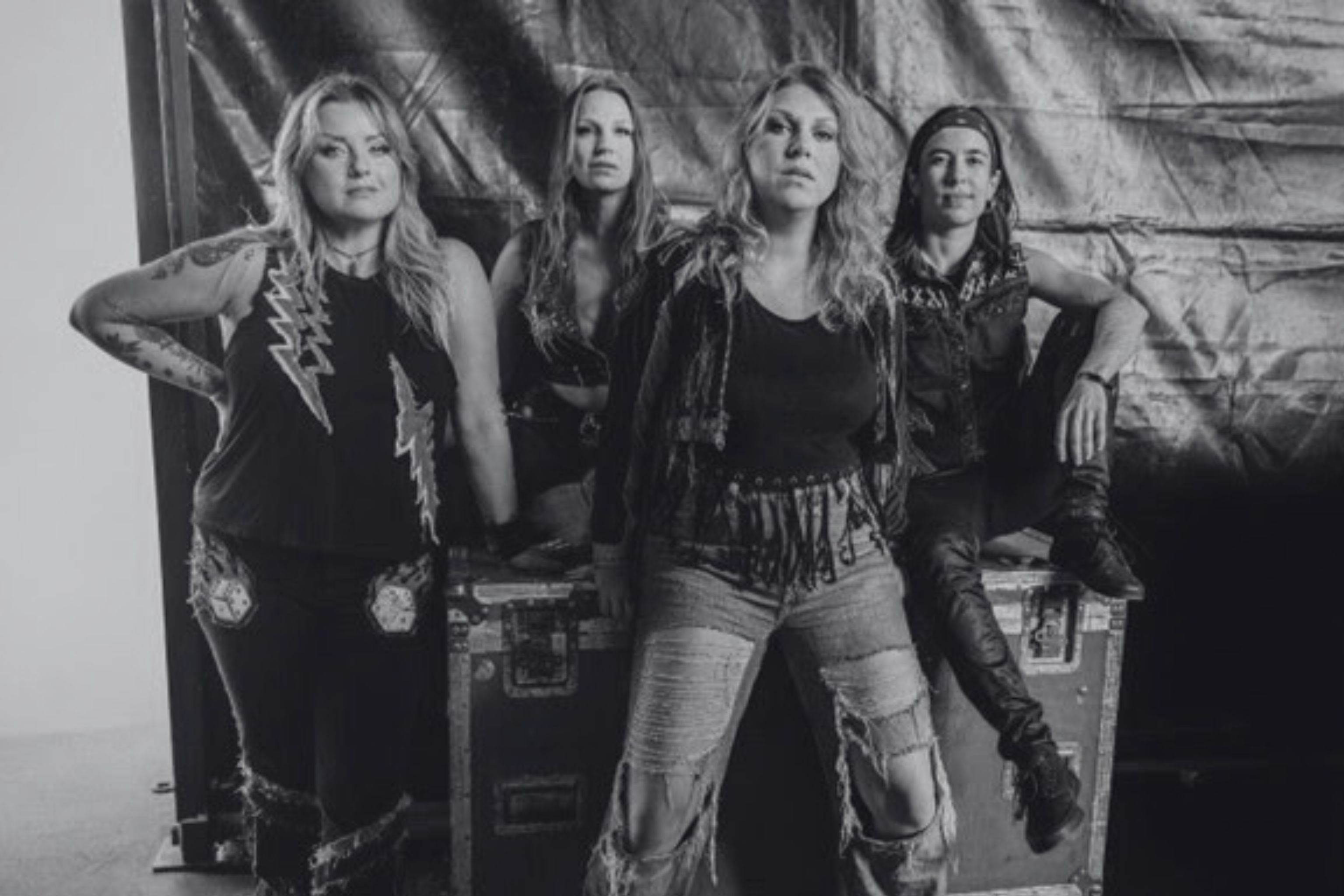 THUNDERMOTHER Drop New Live Album, “Live’n’Alive”