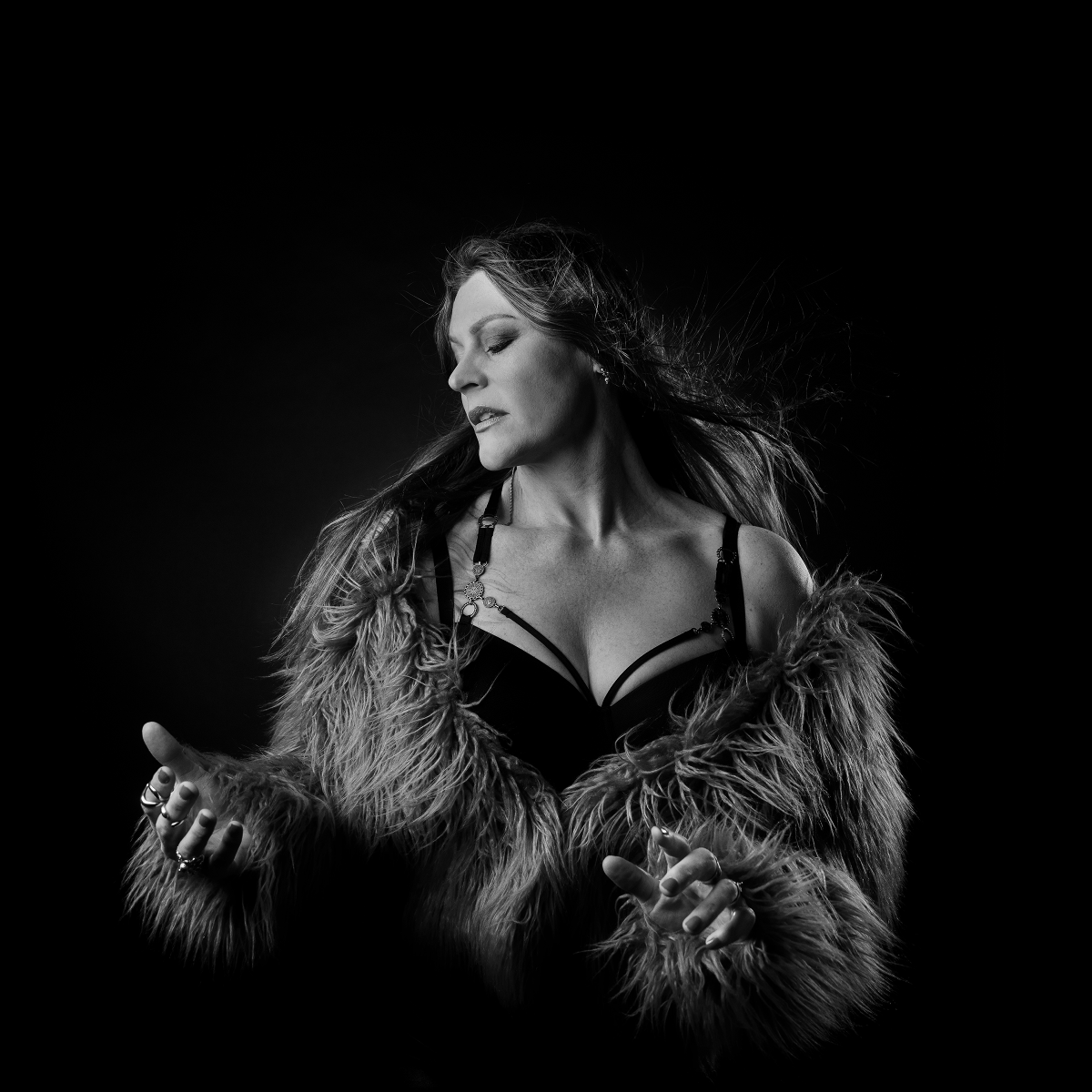 Floor Jansen Returns with Powerful New Single “Run” After Three-Year Break