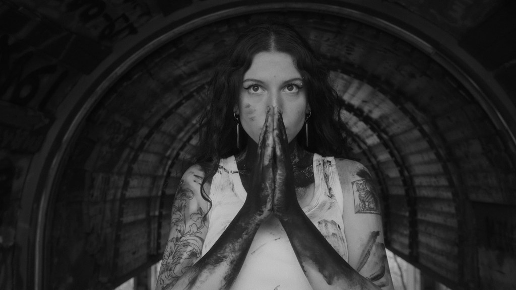 Krisi Borisova is now the lead vocalist for Deadscape