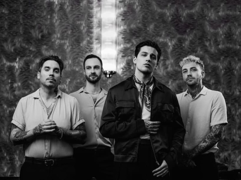 Lost in Hollywood explore the fear of intimacy on new single “way too close” featuring Archers’ Nathaniel&nbsp;Pulley
