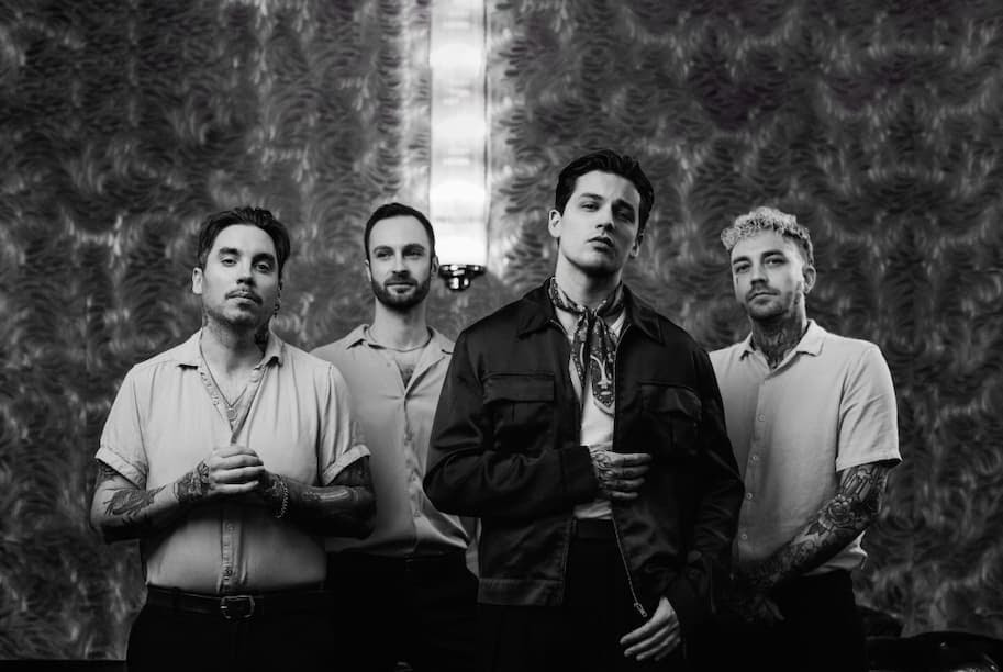 Lost in Hollywood explore the fear of intimacy on new single "way too close" featuring Archers' Nathaniel Pulley